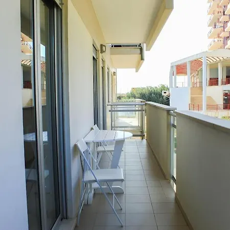 Dalila's House - Spacious And Comfortable 3-bedroom With Garage Διαμέρισμα *